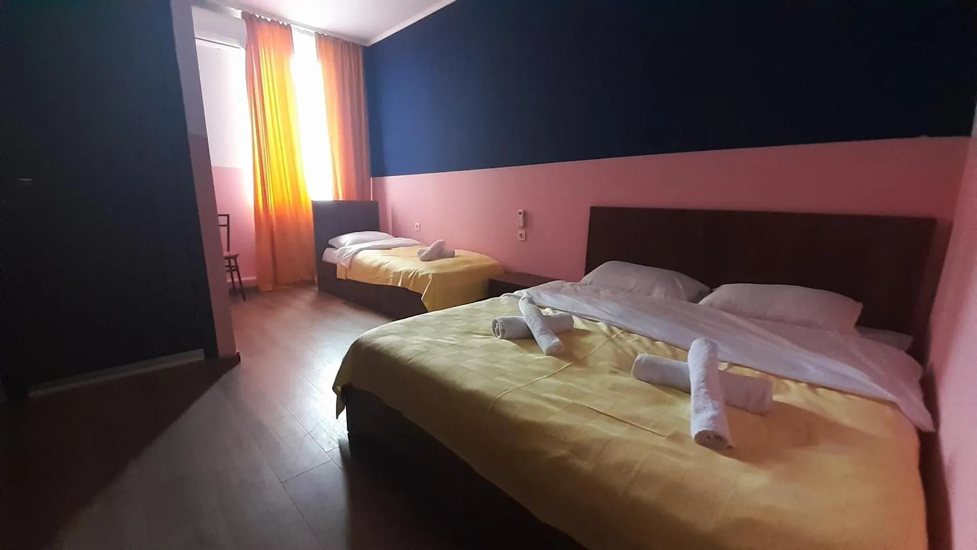 Allaturqa Hotel Hostel Batumi 0*,