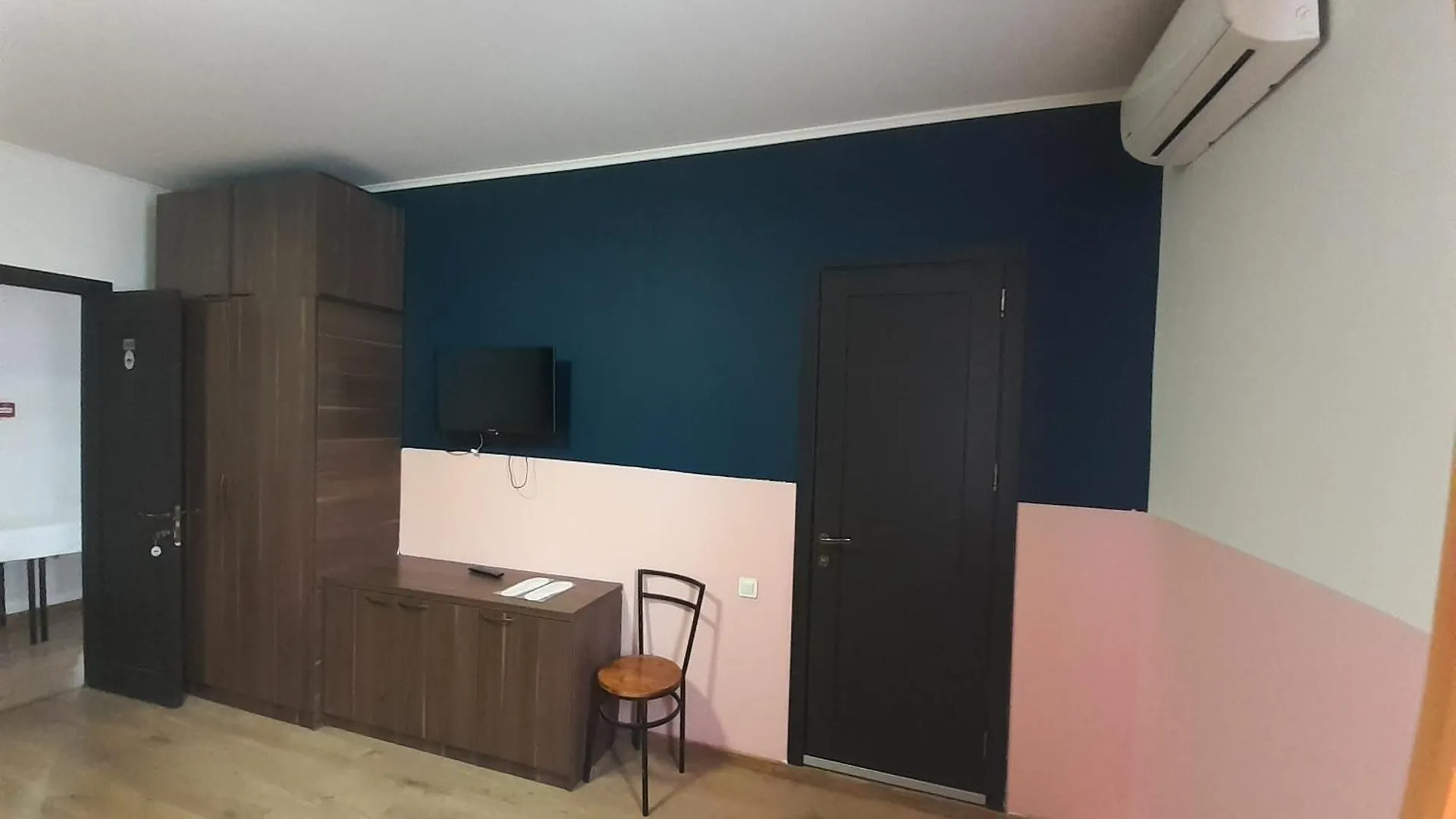 Allaturqa Hotel Hostel Batumi Georgia