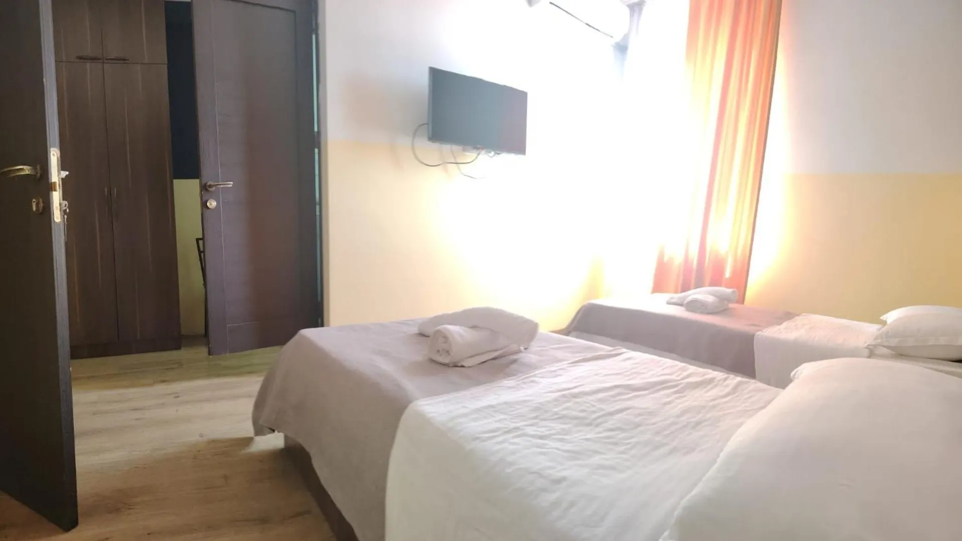 Allaturqa Hotel Hostel Batumi